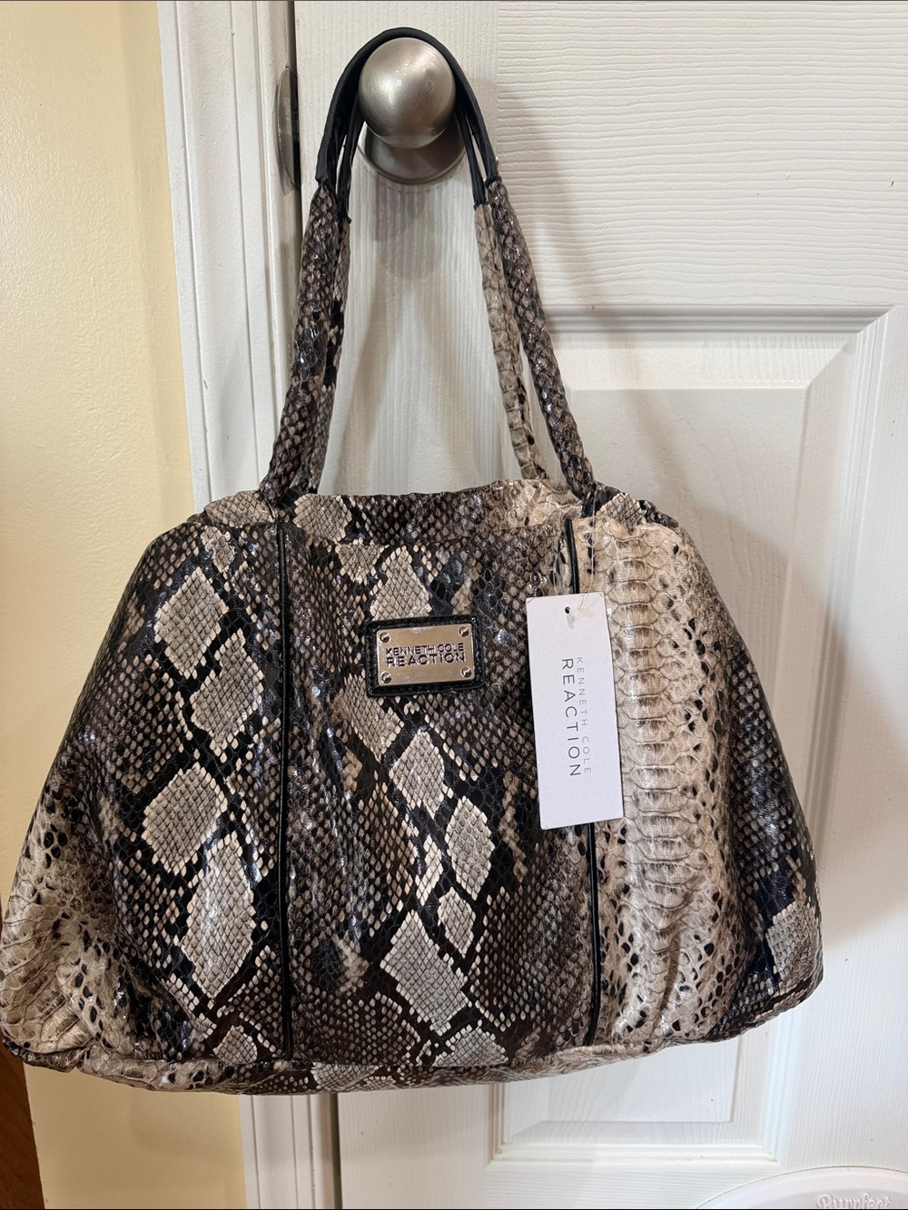 Kenneth Cole Reaction Beige and Brown Snakeskin-Print Shoulder Bag